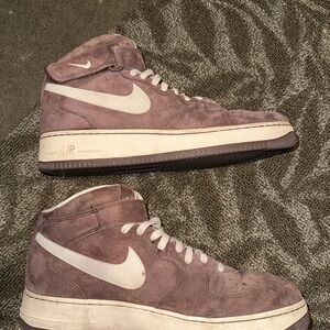 Nike Men's Suede mid top Sneakers - chocolate mocha